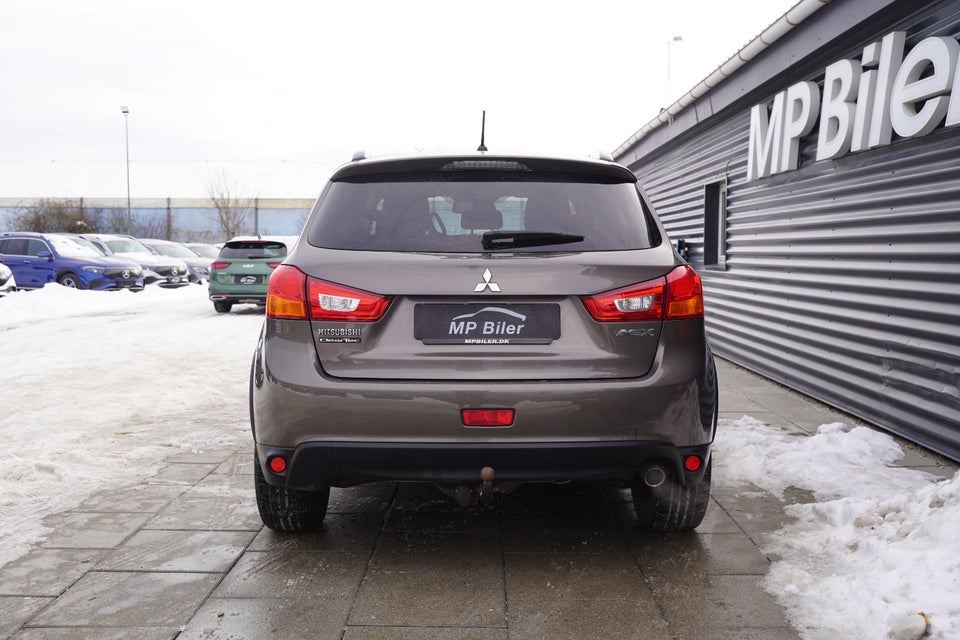 Mitsubishi ASX 1,6 Invite 5d
