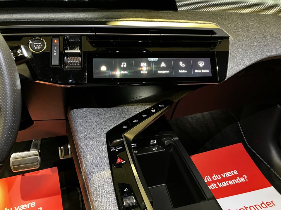 Peugeot e-5008 77 GT 7prs 5d