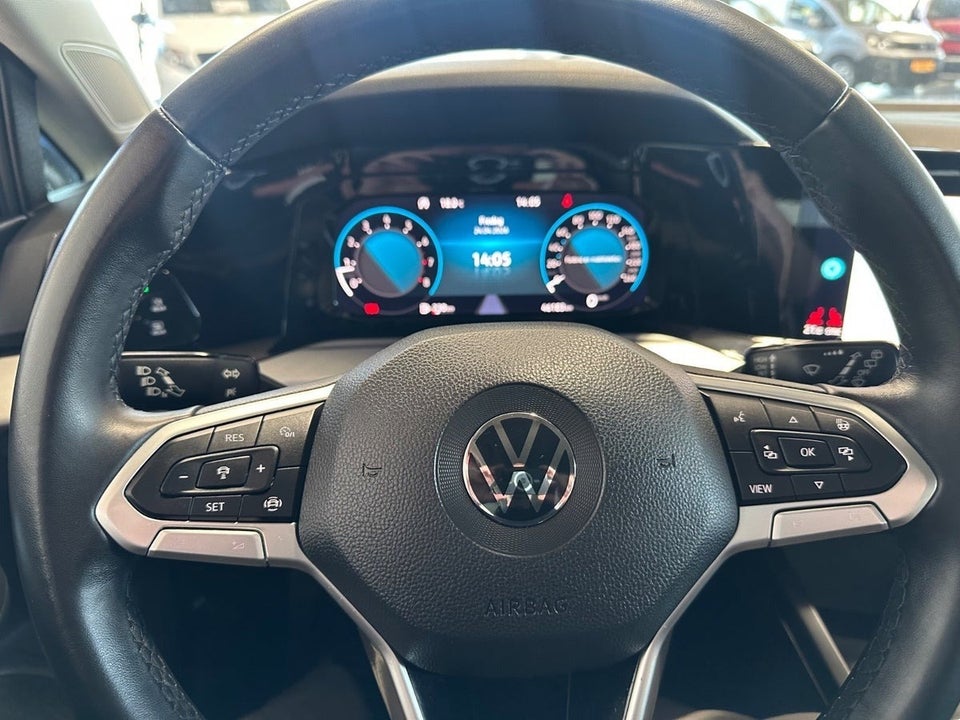 VW Golf VIII 1,5 TSi 130 Life 5d