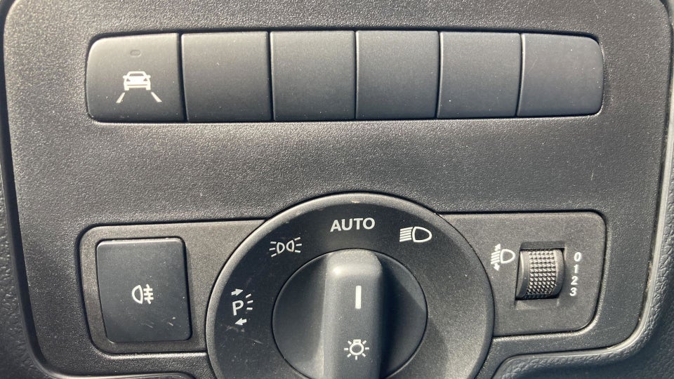 Mercedes Vito 114 2,0 CDi Kassevogn aut. L RWD