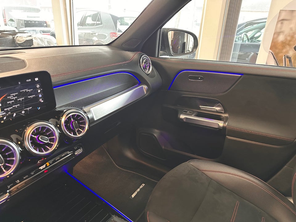 Mercedes EQB250 AMG Line 5d