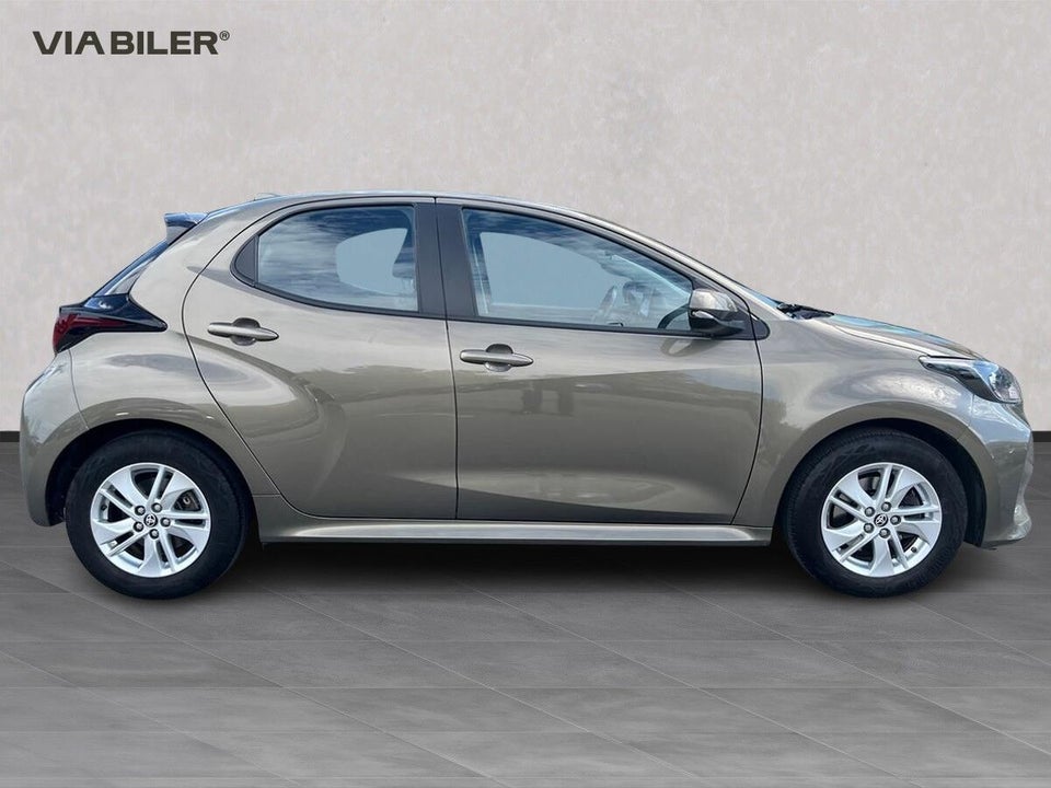 Toyota Yaris 1,5 Hybrid Active e-CVT 5d