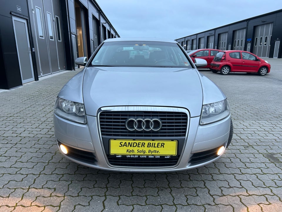 Audi A6 2,4 V6 Multitr. 4d