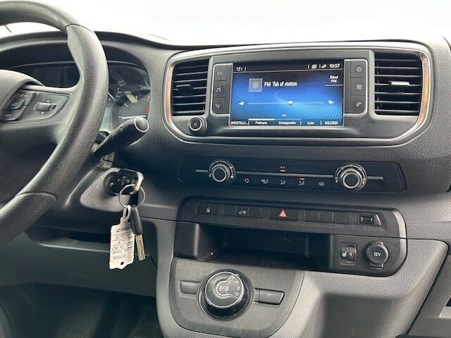 Toyota ProAce 2,0 D 120 Long Comfort Master aut. 4d