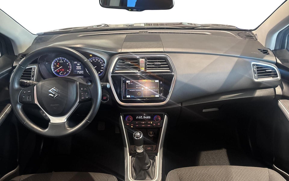 Suzuki S-Cross 1,4 mHybrid Active 5d