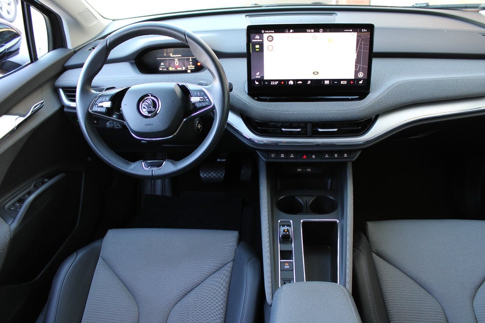 Skoda Enyaq 60 iV Clever Loft 5d