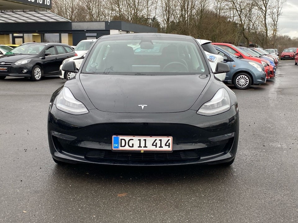 Tesla Model 3 Long Range AWD 4d