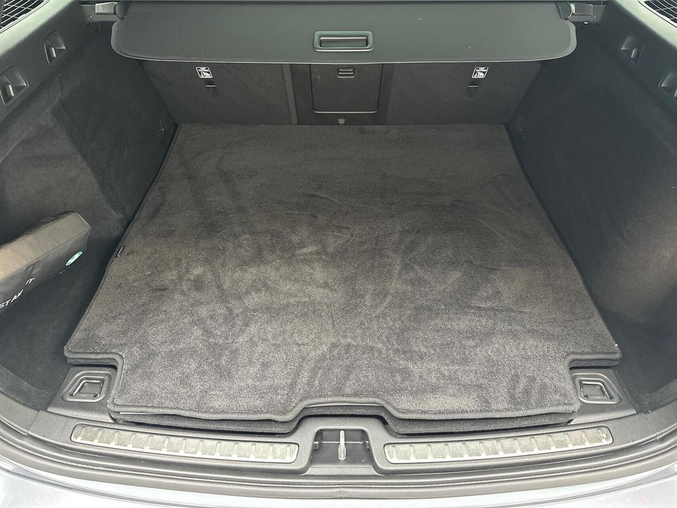 Volvo V60 2,0 T8 390 R-Design aut. AWD 5d