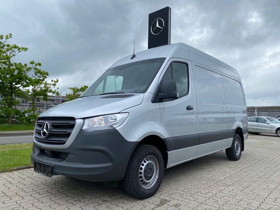 Mercedes Sprinter 317 2,0 CDi A2 Kassevogn aut. RWD