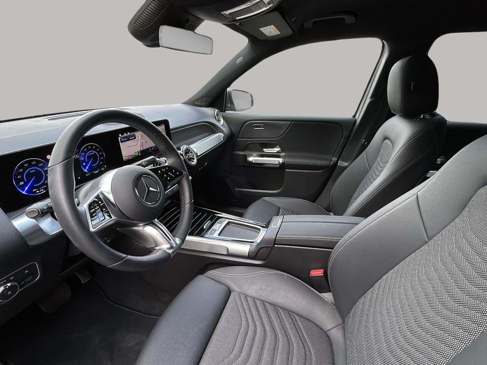 Mercedes EQB300 Progressive 4Matic 5d