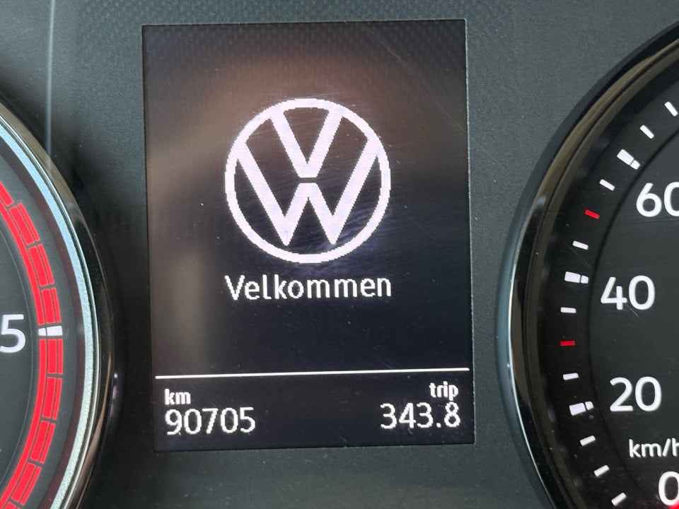 VW Crafter 35 2,0 TDi 177 Kassevogn L3H3 aut.