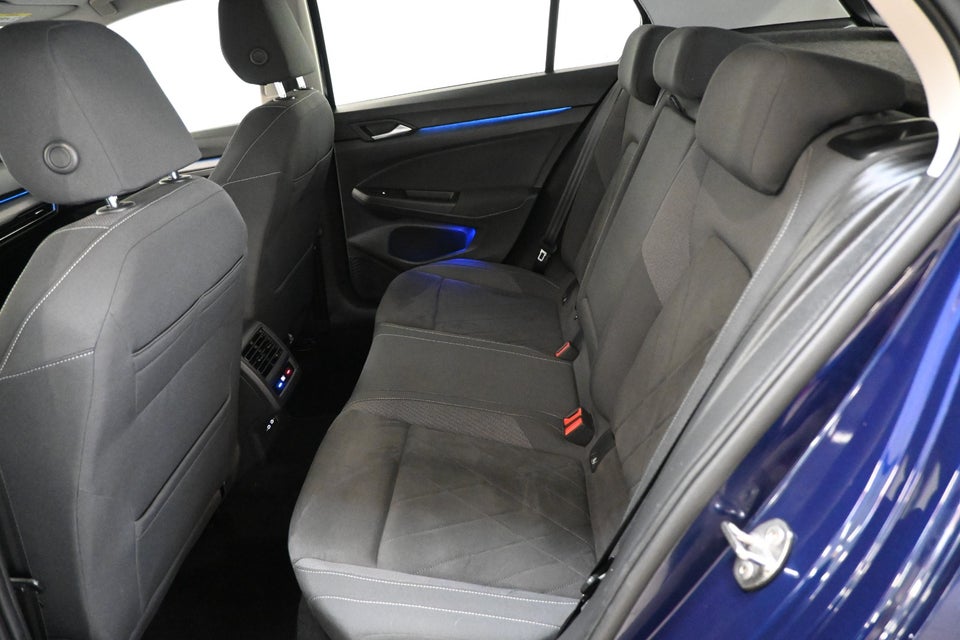 VW Golf VIII 1,5 eTSi 150 Style DSG 5d