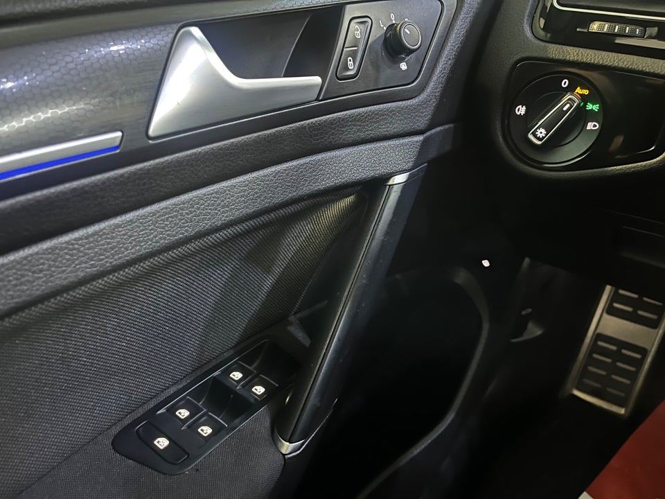 VW Golf VII 1,4 GTE DSG 5d