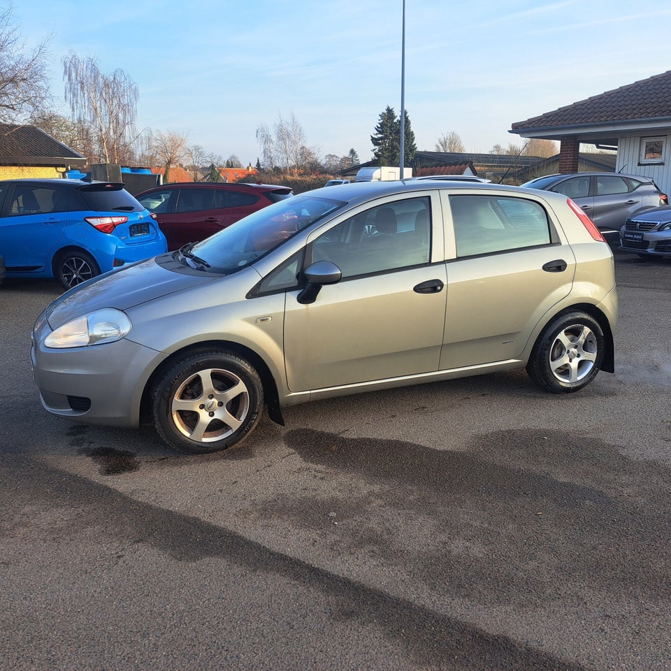 Fiat Punto 1,3 JTD Active 5d