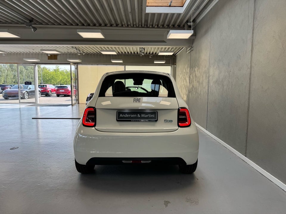 Fiat 500e 24 Icon 3d