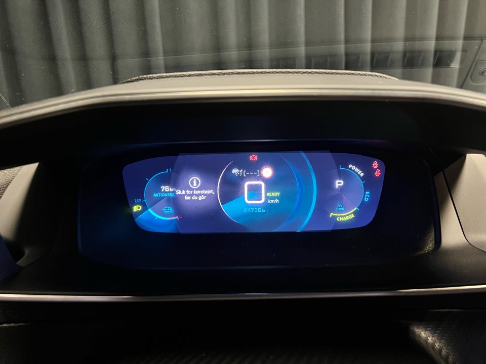 Peugeot e-208 50 GT 5d