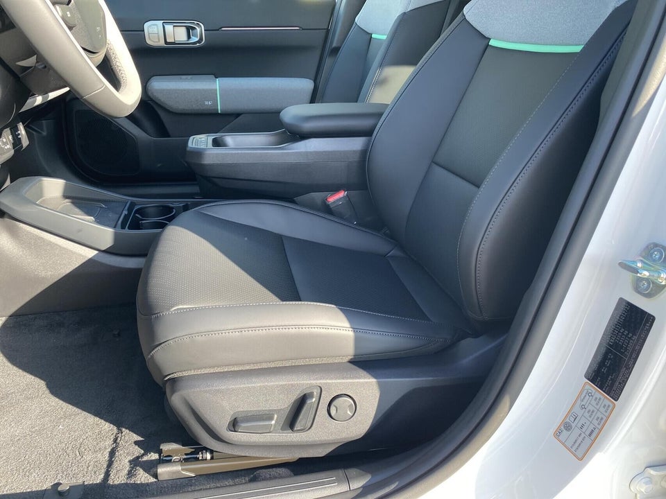 Kia EV4 81 Long Range Business Plus Fastback 4d