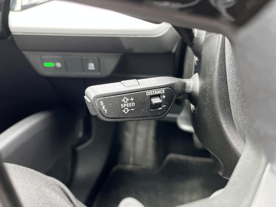Audi Q4 e-tron 35 S-line 5d