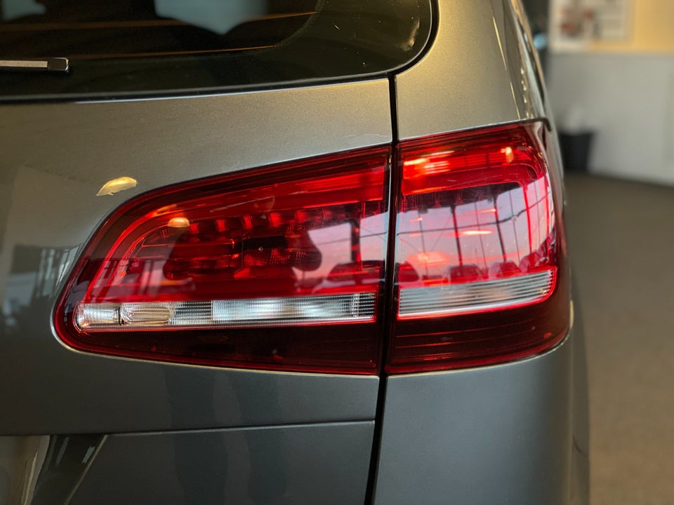 VW Sharan 2,0 TDi 150 Comfortline+ DSG 5d