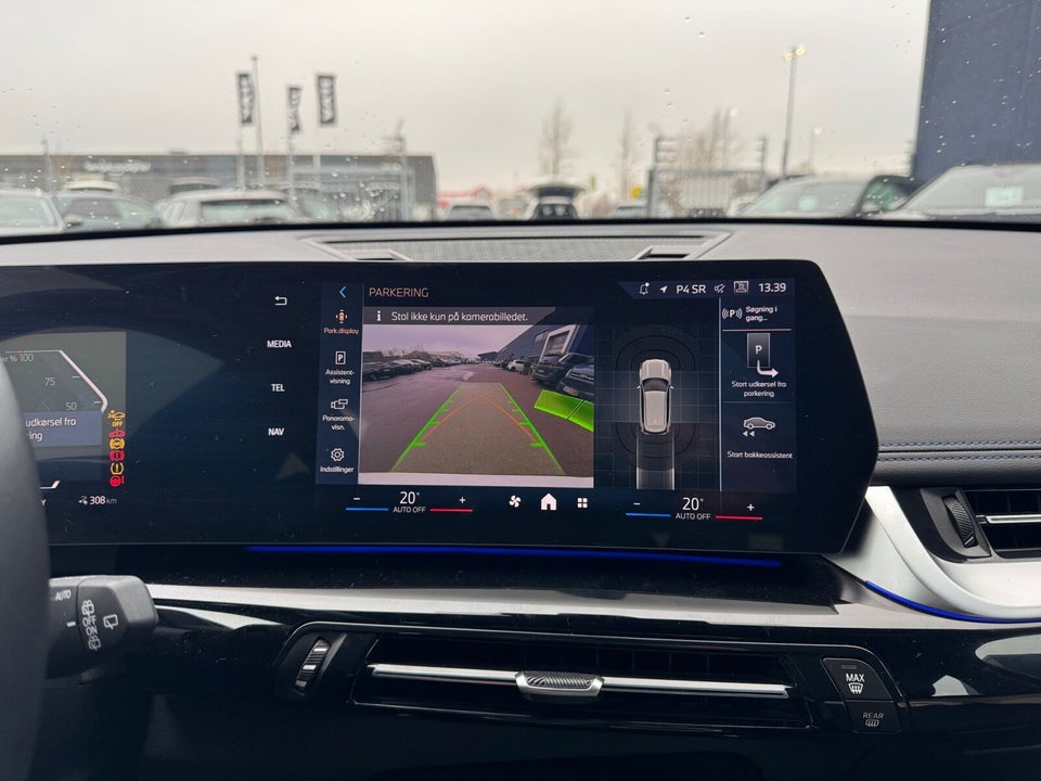 BMW iX1 eDrive20 M-Sport 5d