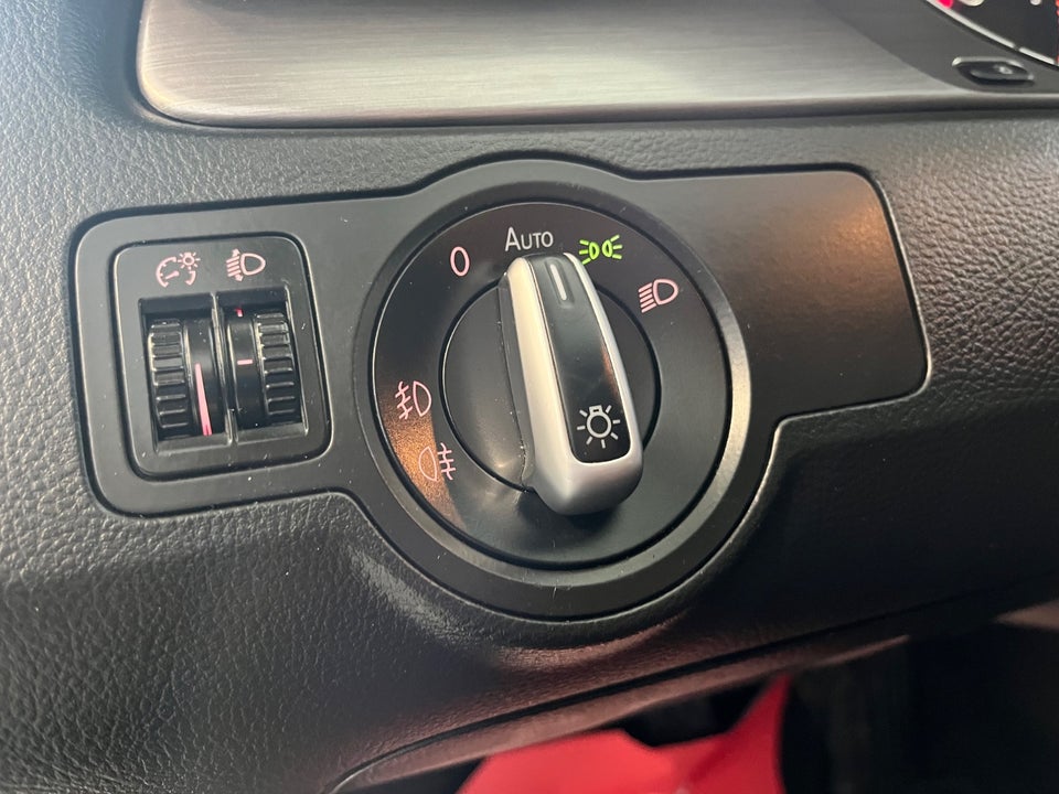 VW Passat 2,0 TDi 140 Comfortline Variant BMT 5d