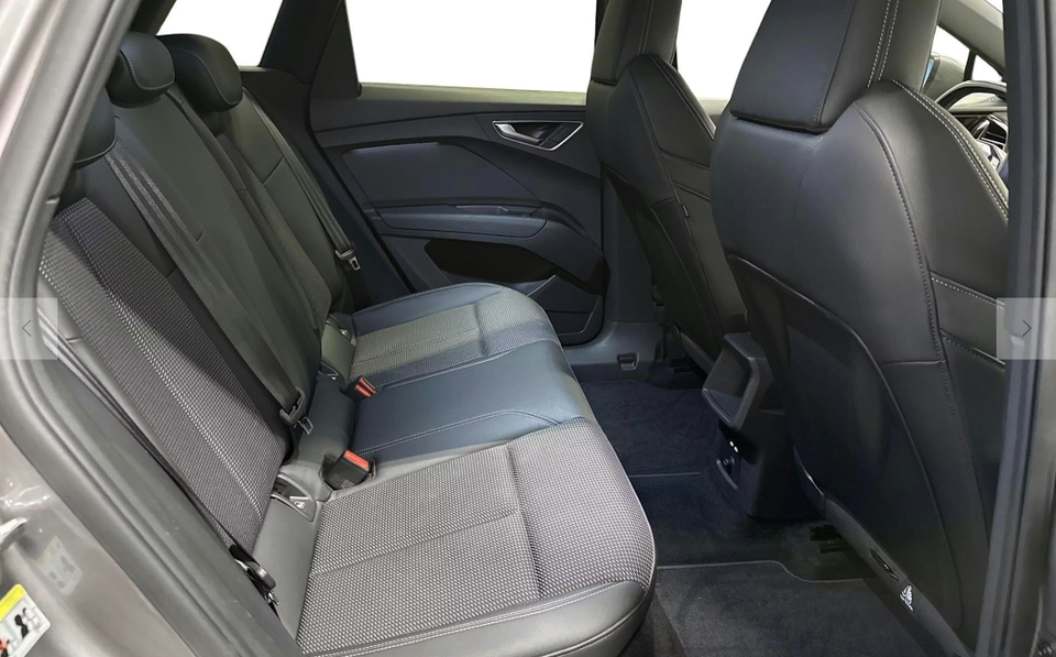 Audi Q4 e-tron 40 S-line 5d