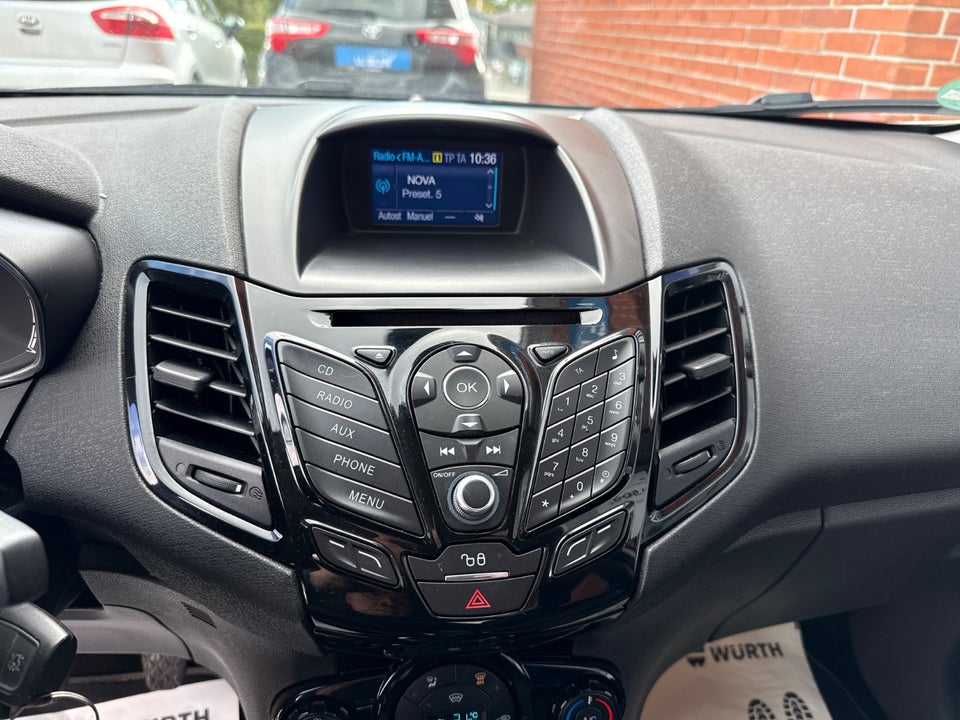 Ford Fiesta 1,0 EcoBoost Titanium 5d