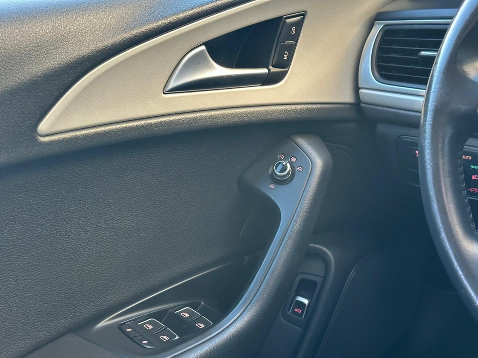 Audi A6 3,0 TDi 218 Avant S-tr. 5d