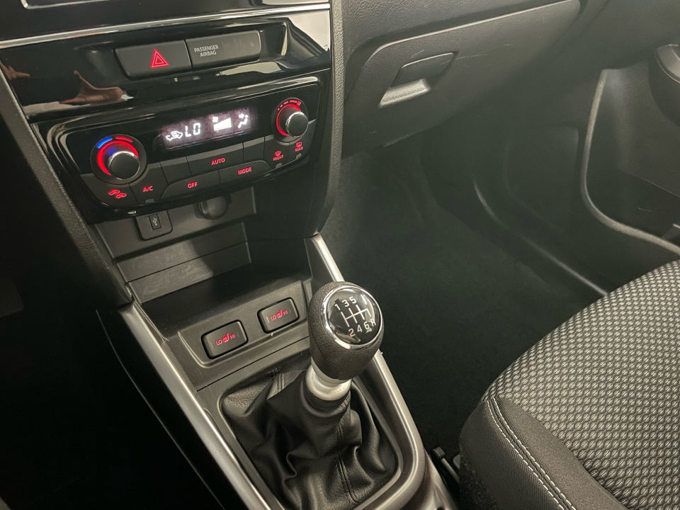 Suzuki Vitara 1,4 mHybrid Active 5d