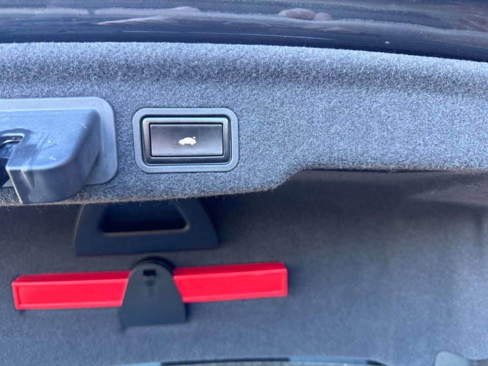 Audi A8 3,0 TDi 250 quattro Tiptr. 4d