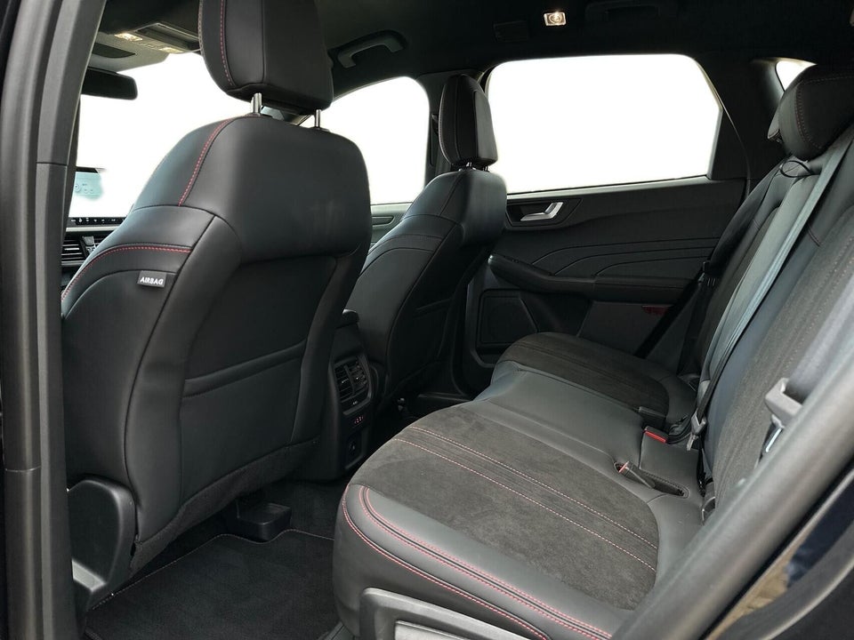 Ford Kuga 2,5 PHEV ST-Line X CVT 5d