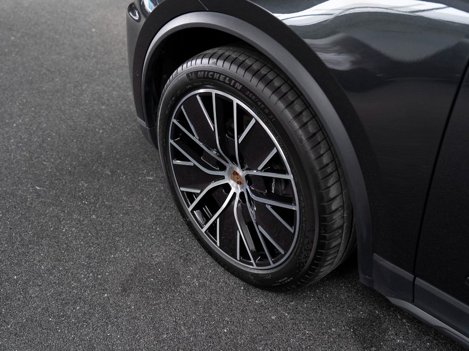 Porsche Macan 4 5d