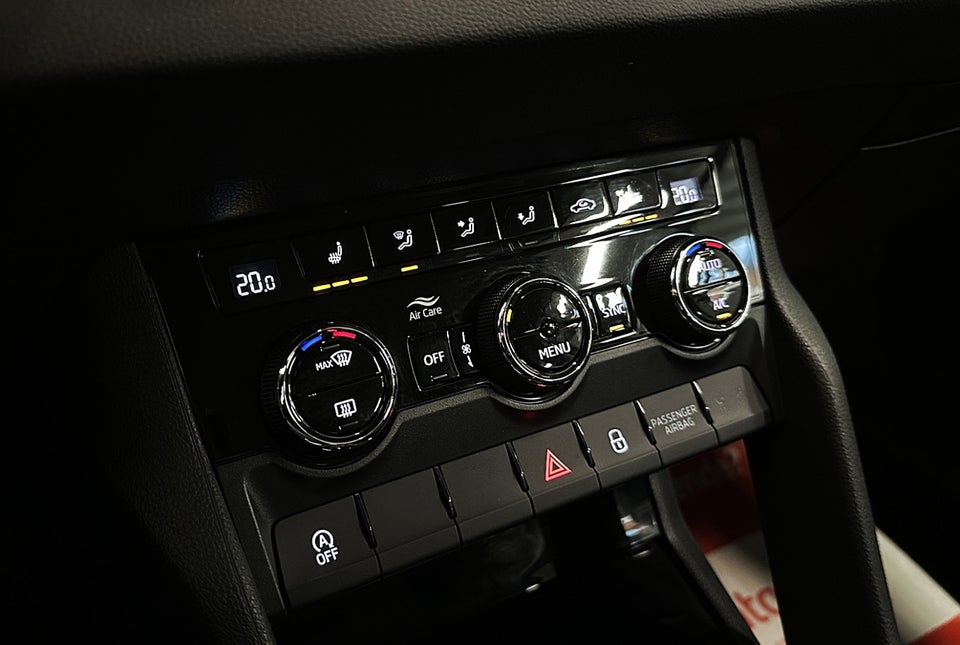 Skoda Karoq 1,6 TDi 115 Ambition DSG 5d