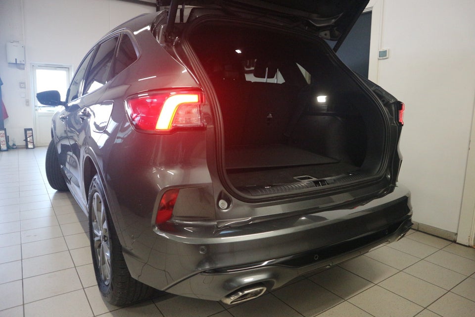 Ford Kuga 2,5 PHEV ST-Line X CVT 5d