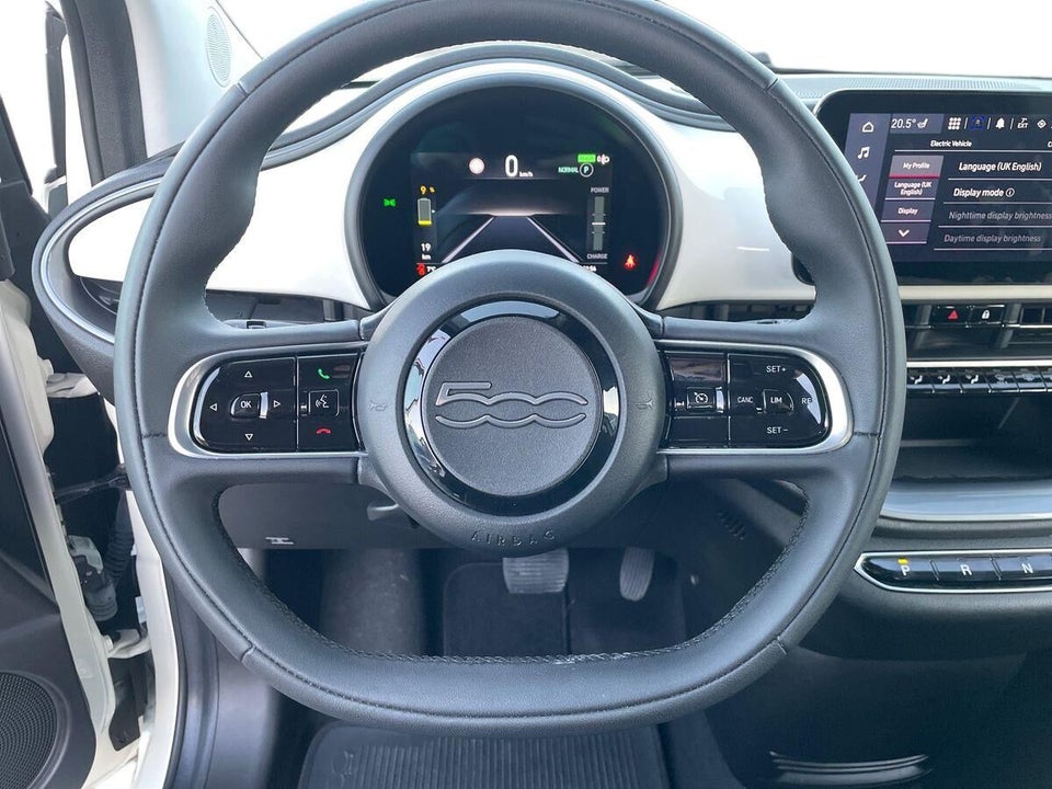 Fiat 500e 42 la Prima 3+1 4d