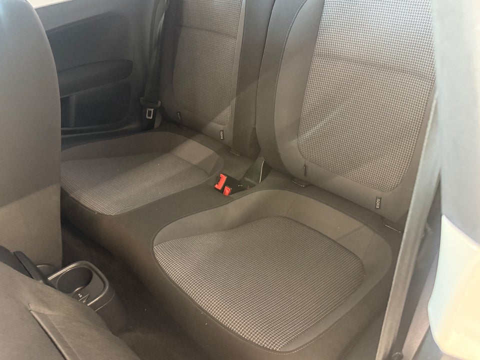 VW The Beetle 1,2 TSi 105 Design 2d