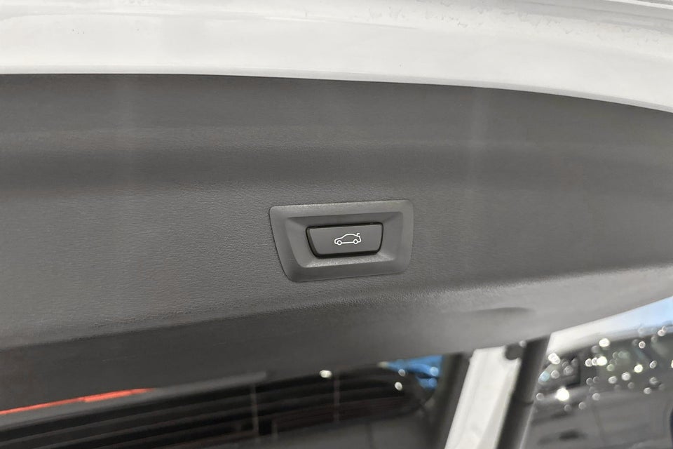 BMW iX1 xDrive30 M-Sport 5d