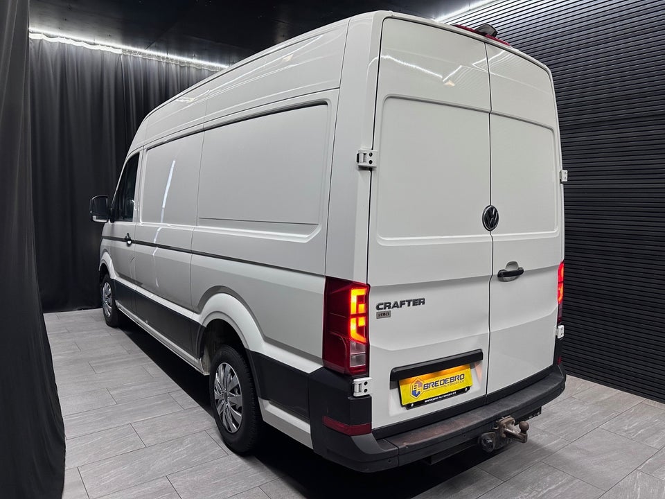 VW Crafter 35 2,0 TDi 177 Kassevogn L3H3