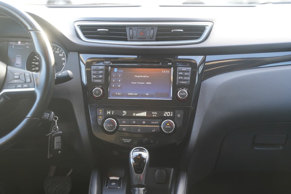 Nissan Qashqai 1,6 dCi 130 N-Connecta X-tr. 5d