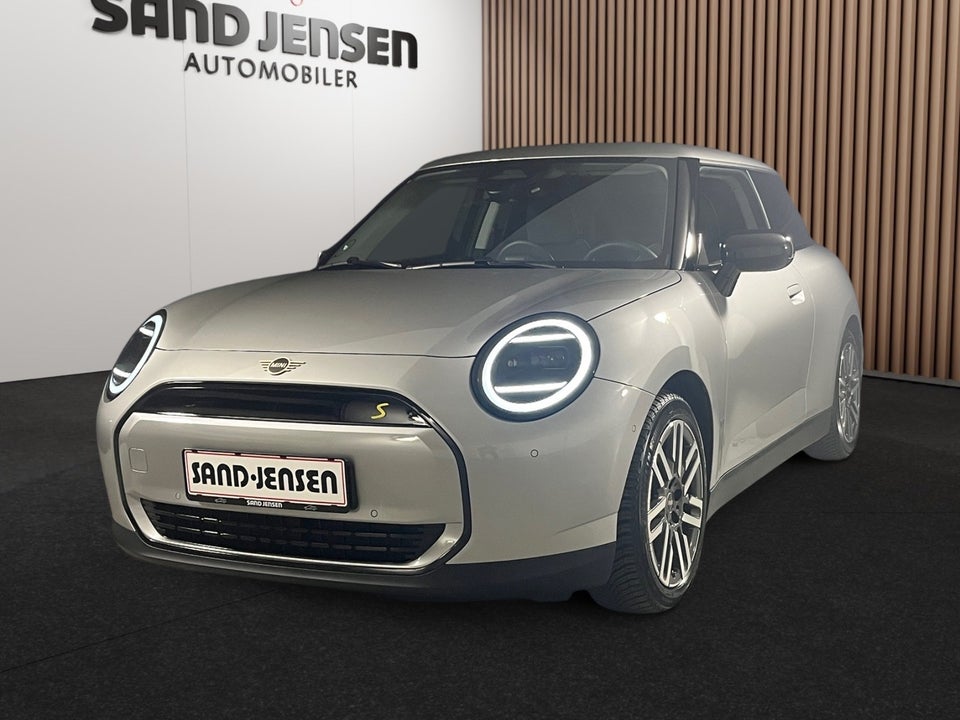 MINI Cooper SE Classic Trim M 3d