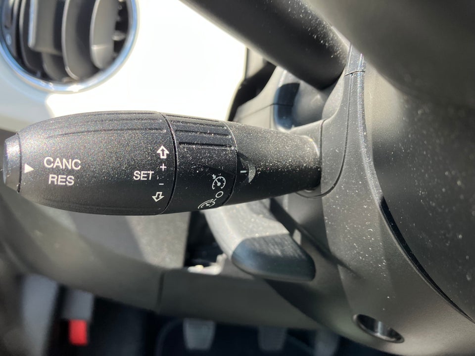 Fiat 500 1,0 Hybrid Lounge+ 3d