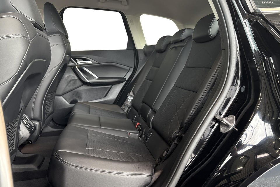 BMW iX1 eDrive20 X-Line 5d