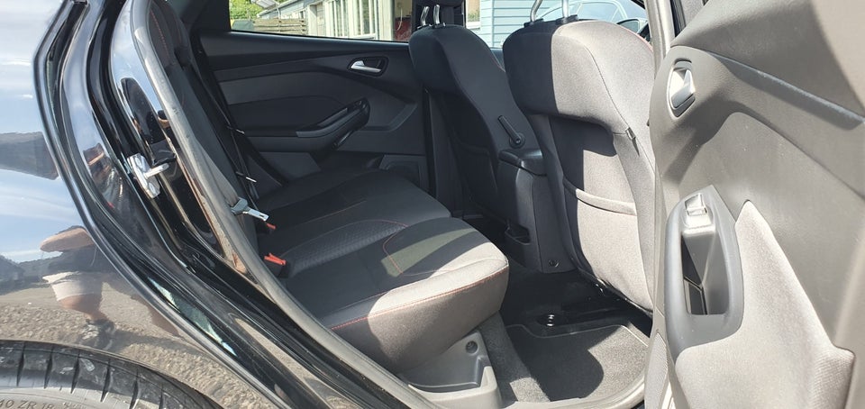 Ford Focus 1,0 SCTi 140 ST-Line stc. 5d
