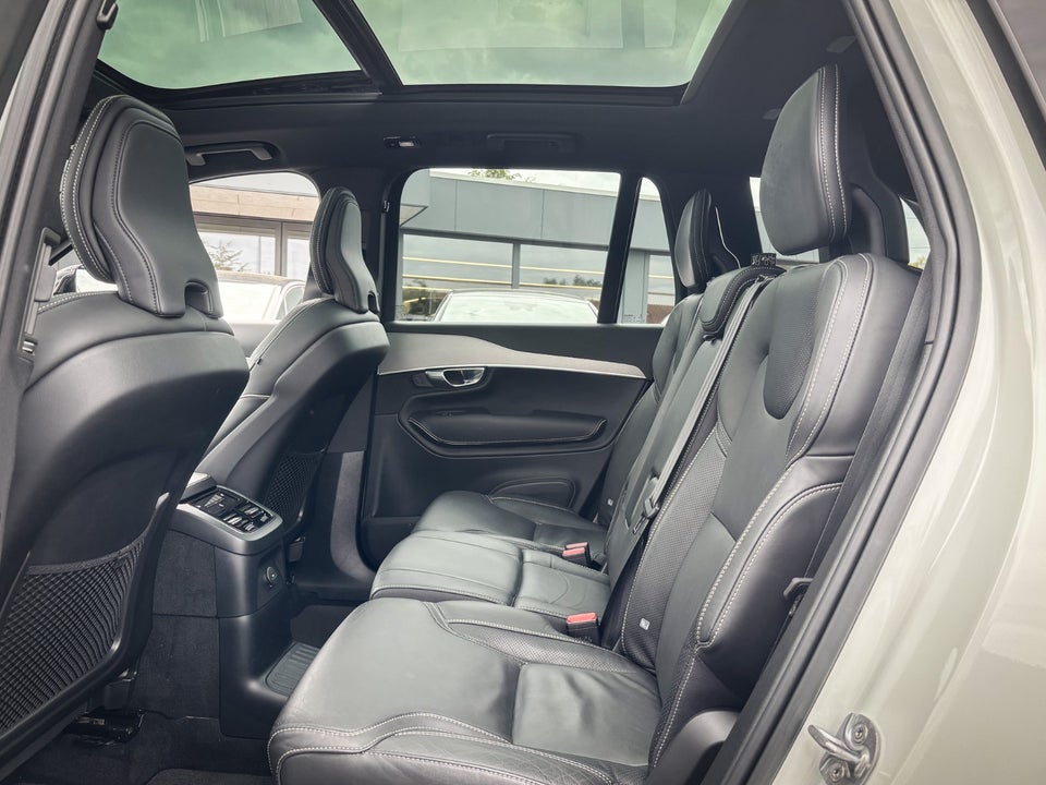 Volvo XC90 2,0 T8 ReCharge Ultimate Dark aut. AWD 7prs 5d