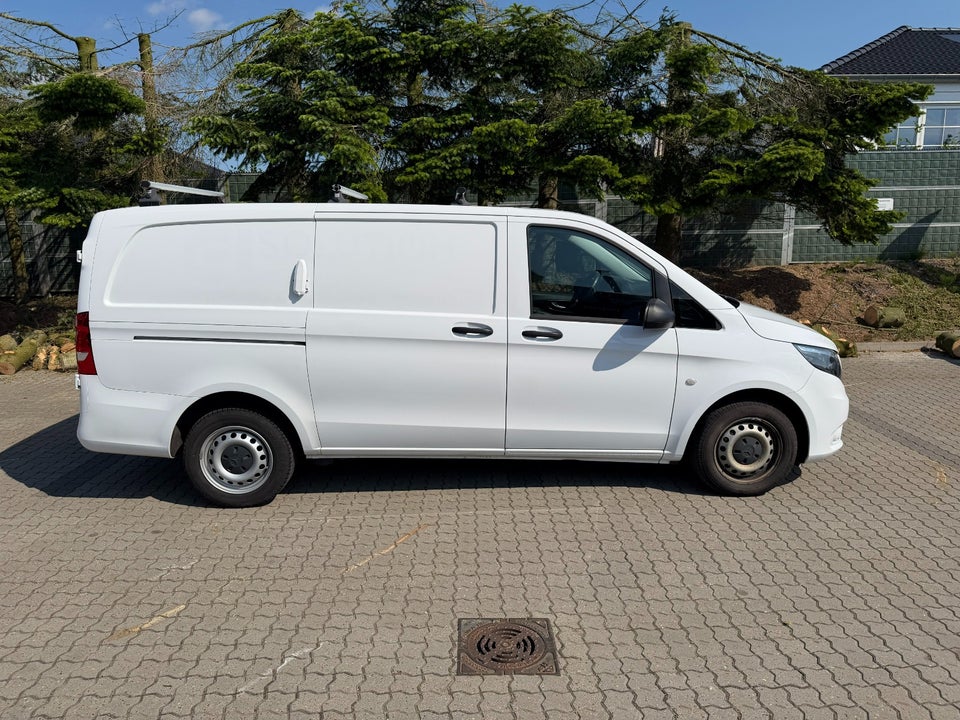 Mercedes Vito 114 2,0 CDi Kassevogn aut. L RWD