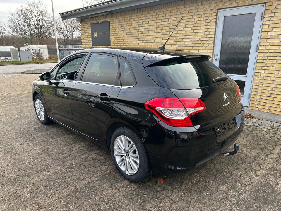 Citroën C4 1,6 HDi 92 Comfort 5d