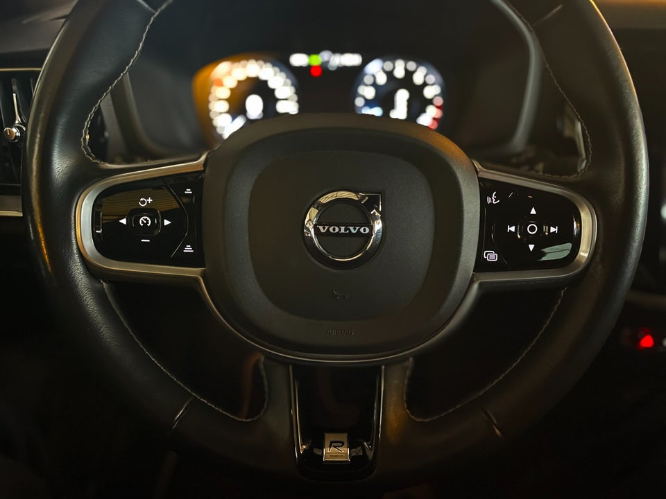 Volvo V60 2,0 T4 210 R-Design Polestar aut. 5d