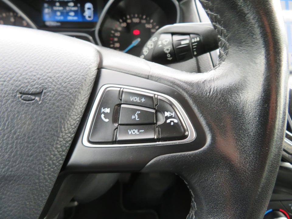 Ford Focus 1,0 SCTi 125 Titanium stc. 5d