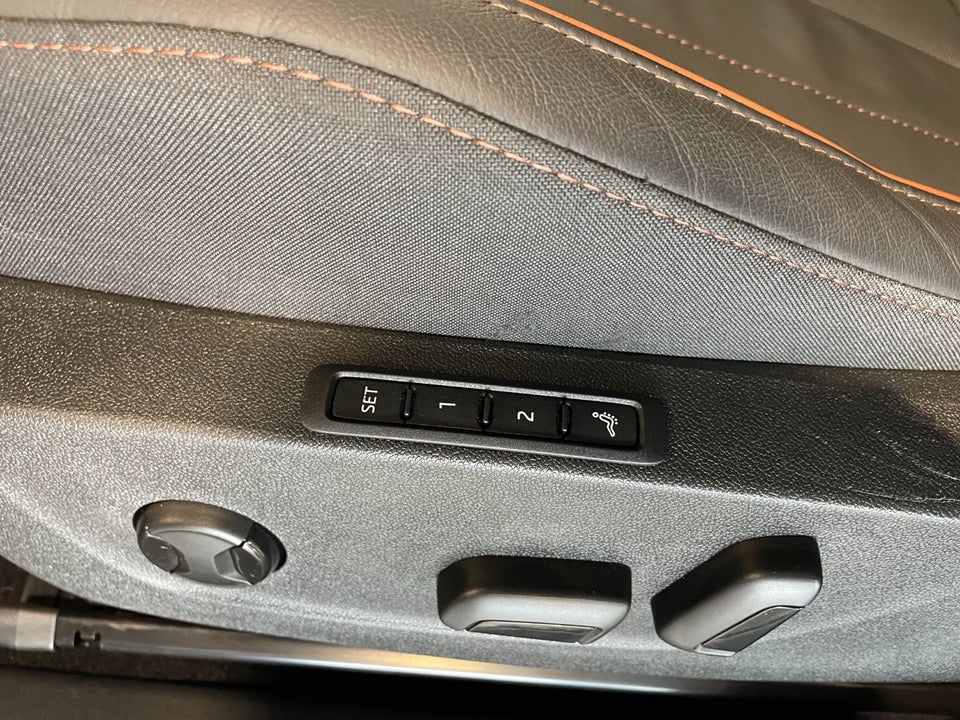 Skoda Enyaq 80 iV Suite 5d