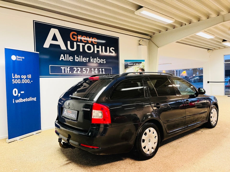 Skoda Octavia 1,8 TSi 160 Ambiente Combi 5d